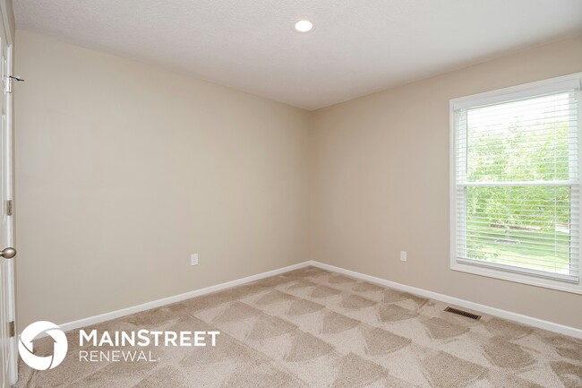 Building Photo - 6426 Chouteau St