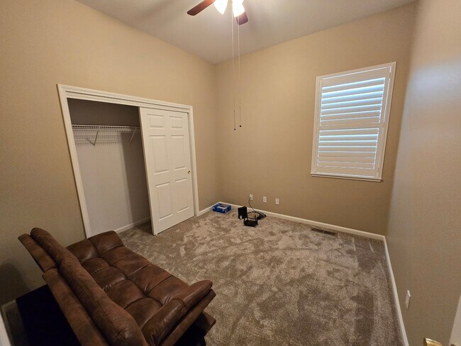 Building Photo - COMING SOON: Spacious Modern Home in Spanish Springs