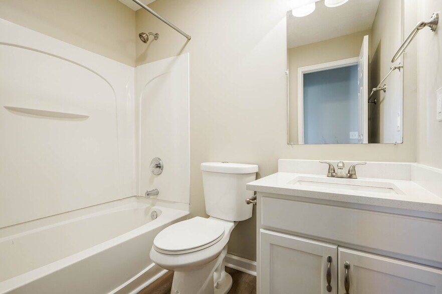 Building Photo - 2608 River Meade Way