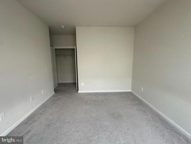 Building Photo - 43353 Radford Divide Ter