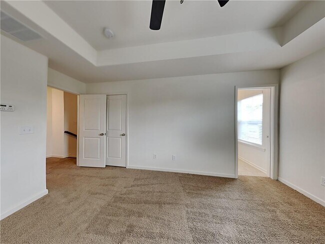Building Photo - 975 Society Cir