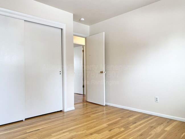 Building Photo - 2818 Dusk Dr