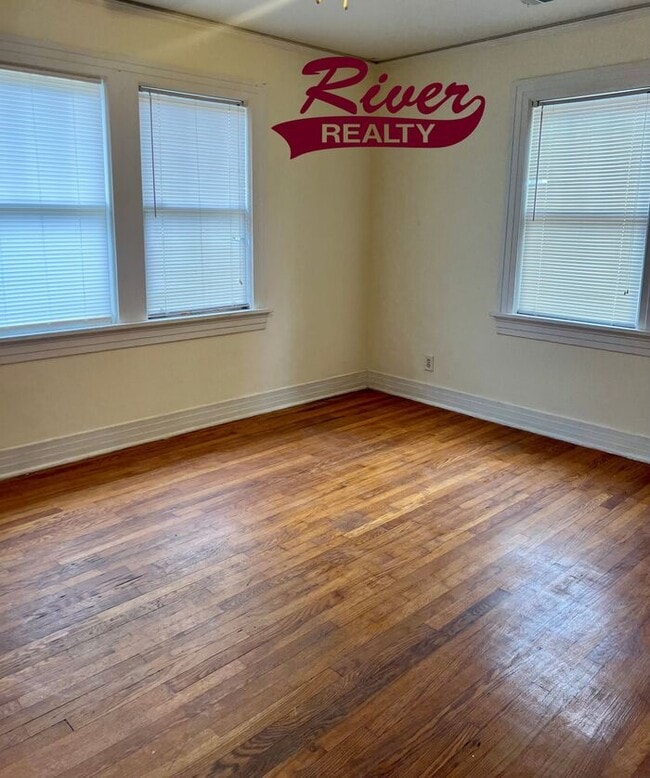 Building Photo - Charming 2-Bedroom Brick Home off Wrightsboro Rd!