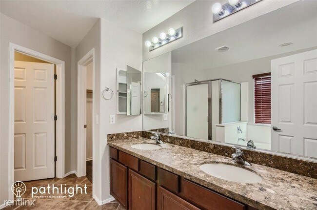 Building Photo - 5 br, 3 bath House - 1480 Anna Drive UNIT