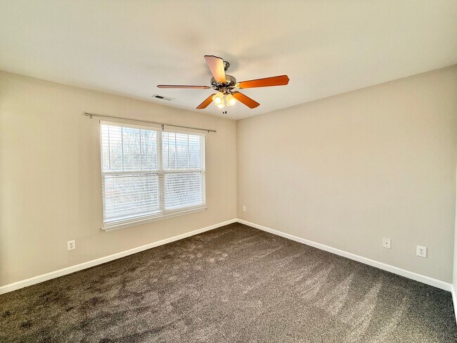 Building Photo - Newly Updated 3BD, 2.5BA Raleigh Home with a 1-Car Attached Garage in an HOA Community with Ameni...