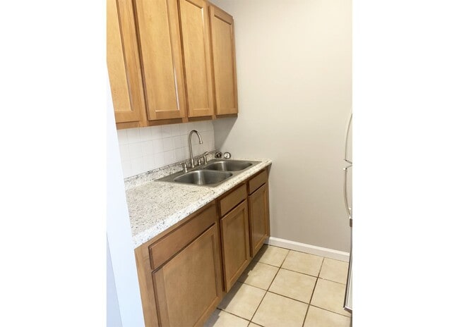 Interior Photo - Lafayette Hills