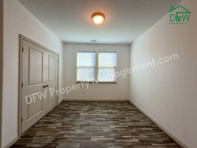 Building Photo - 3 Bed/2.5 Bath Home for Lease in Arlington – 2 Living Areas, Pool, Courts & Trails Nearby!