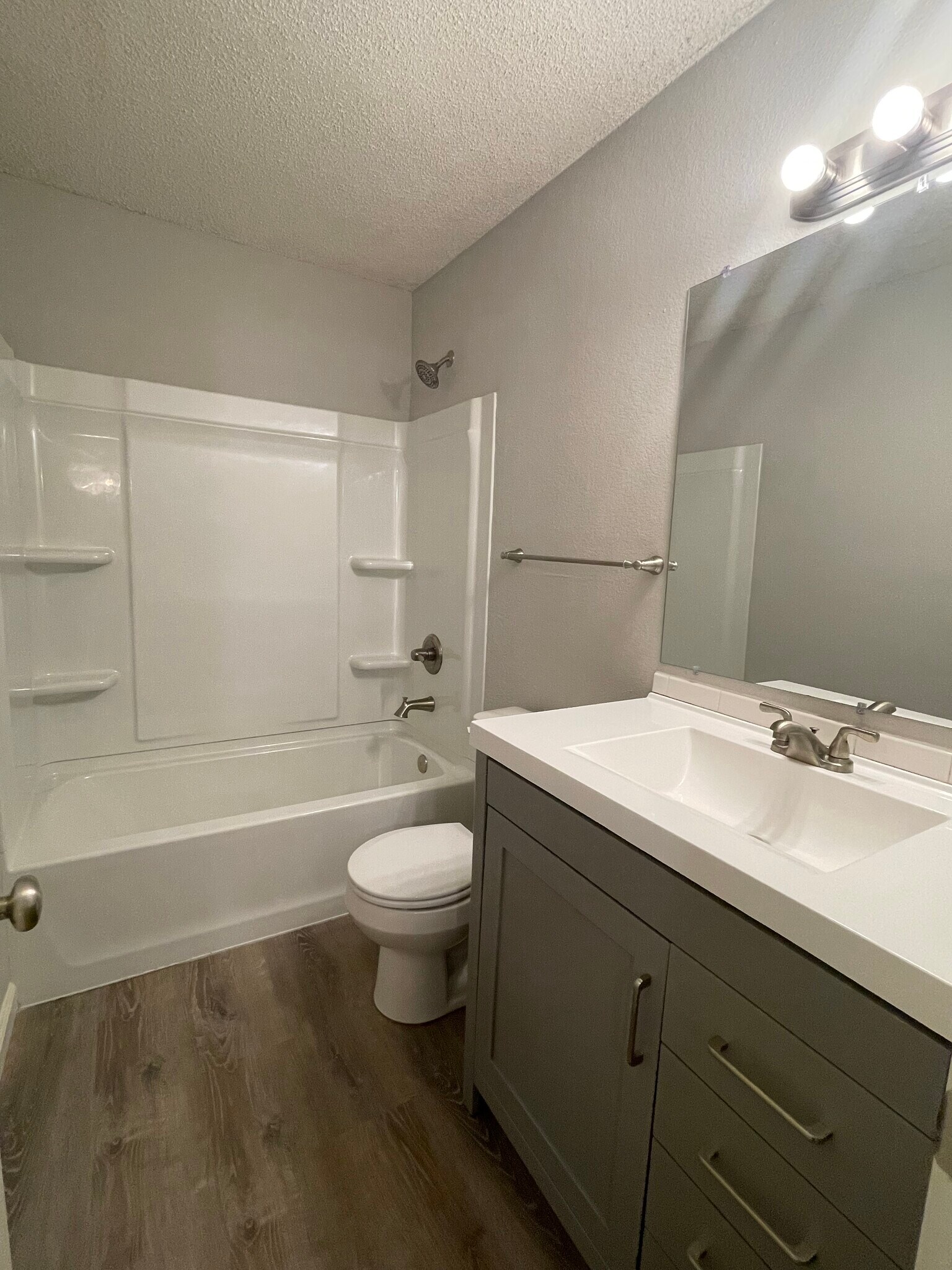 Bathroom - 210 Mt Hope Ct