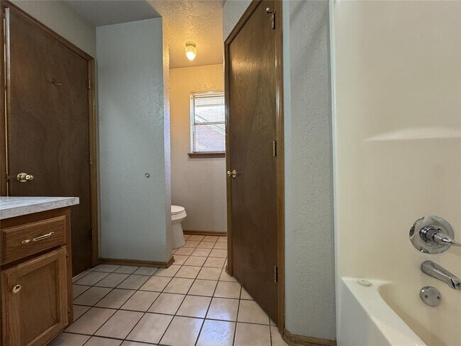 Building Photo - 13320 Cayman Ln