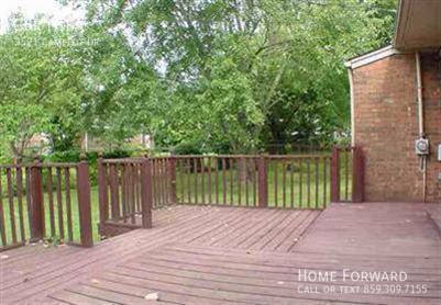 Building Photo - 3521 Camelot Dr