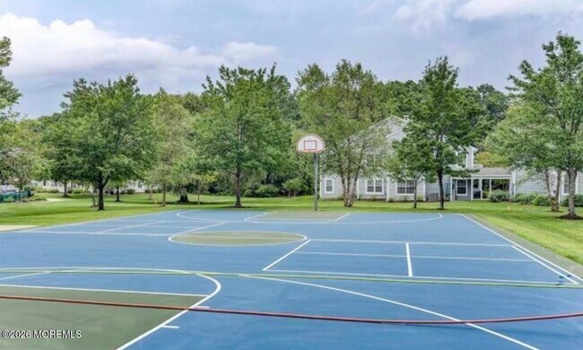 Building Photo - 398 Brookview Ct