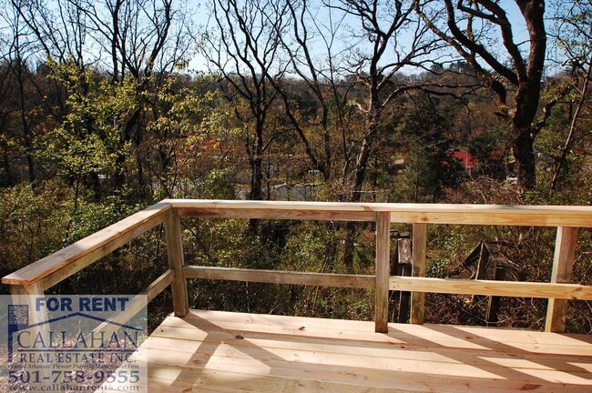 Building Photo - Updated 3 Bedroom NLR Home