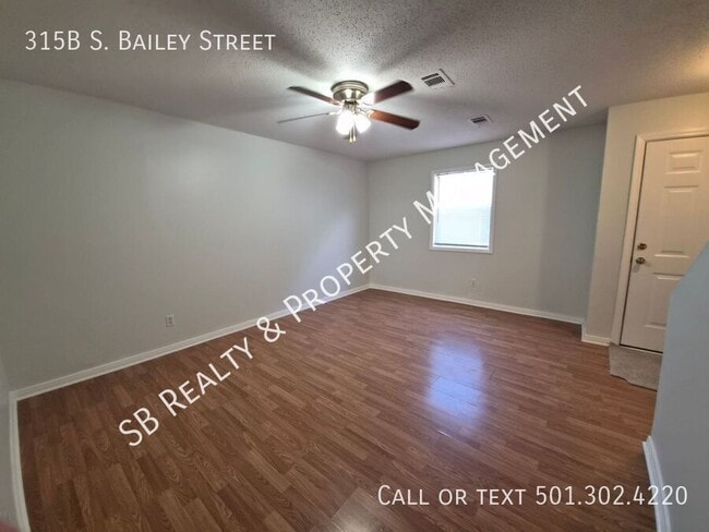 Building Photo - 315 S Bailey St