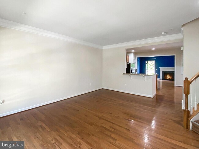 Building Photo - 9706 Braidwood Ter