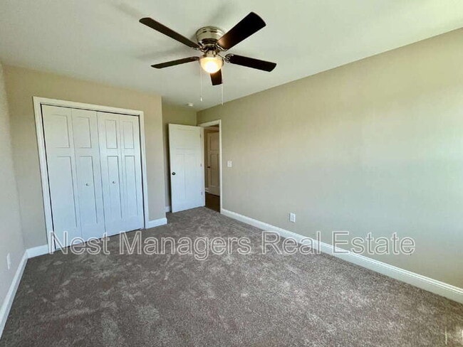 Building Photo - 733 Gridiron Wy