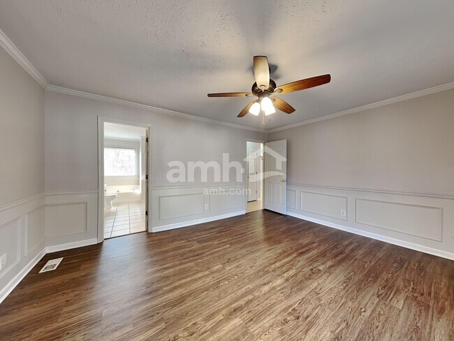 Building Photo - 420 Etowah Valley Way