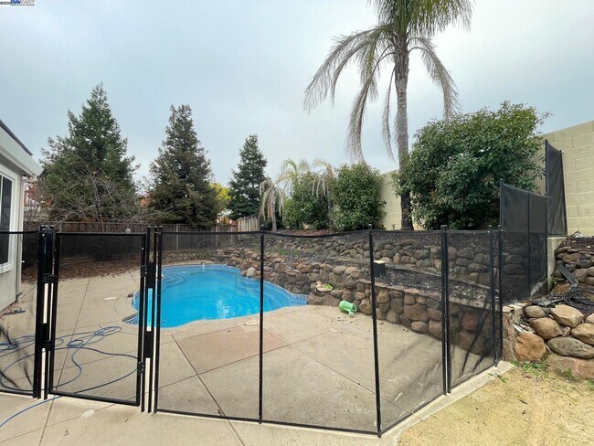 Building Photo - 2894 Lenzie Ct