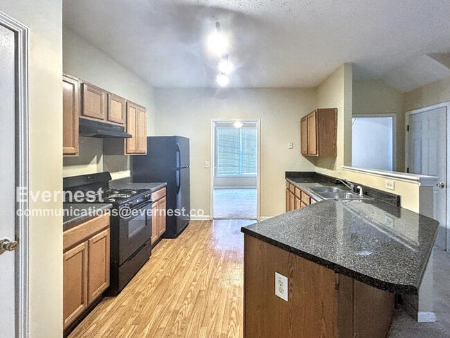Building Photo - 4846 Hairston Park Square