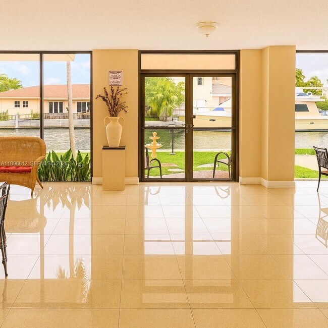 Building Photo - 2935 NE 163rd St