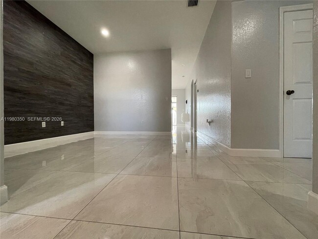 Building Photo - 10973 SW 236th Terrace