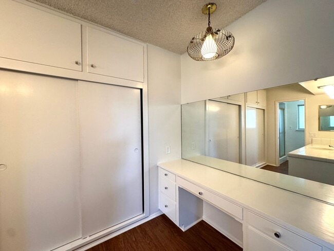 Building Photo - Beautiful Glendora Home in Desireable Area