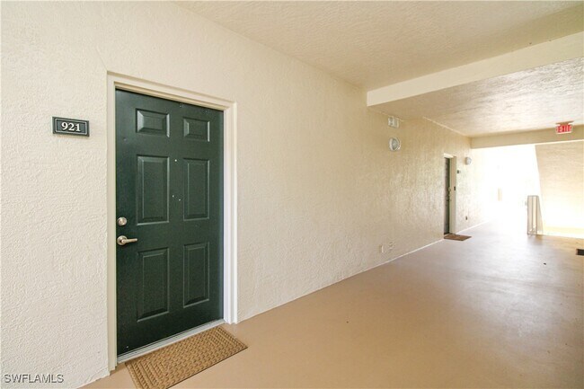Building Photo - 4620 St Croix Ln