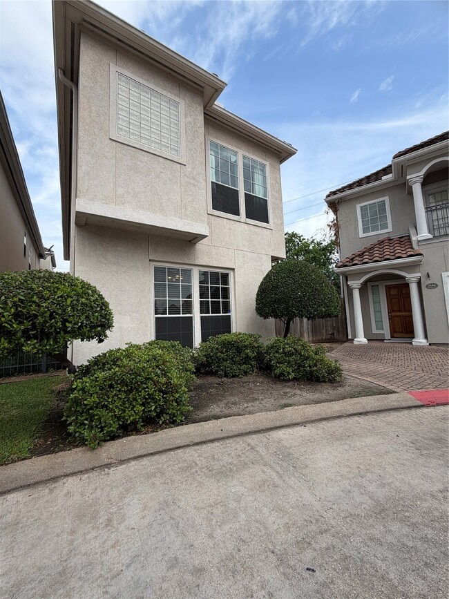 Building Photo - 7202 Harmony Cove