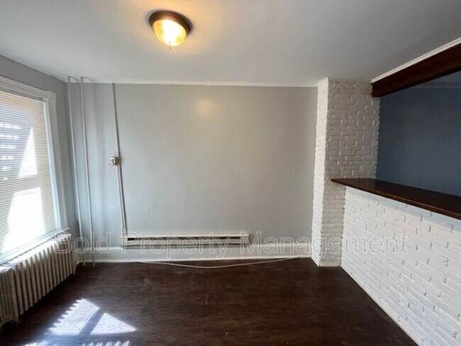 Building Photo - 815 Weiser St