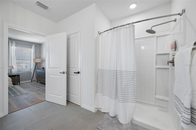 Building Photo - 16826 Secret Meadow Dr
