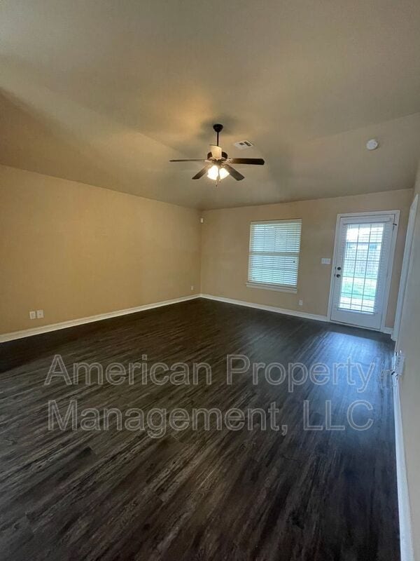 Building Photo - 13022 E 133rd Pl N