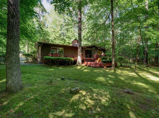 Building Photo - 603 Rock Creek Rd