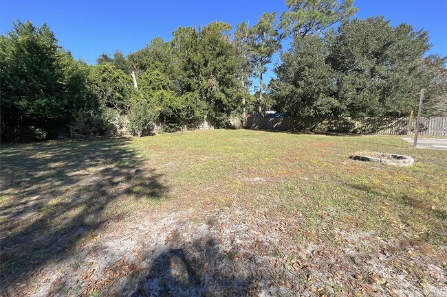 Building Photo - 46 Cardinal Dr S