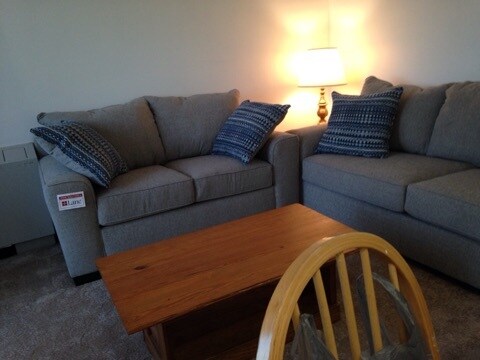 Building Photo - 255 E Beaver Ave