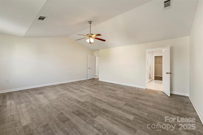 Building Photo - 11824 Paver Ln