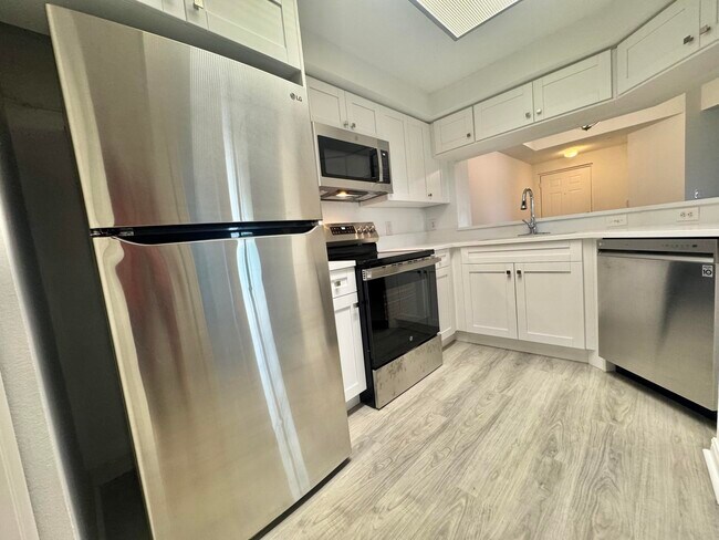 Building Photo - 2725 Anzio Ct