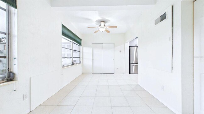 Building Photo - 2454 Australia Way E