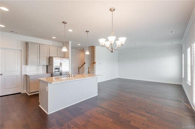 Building Photo - 4844 Wild Horse Ln