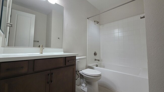 Building Photo - Townhome located in Trilogy community in Summerlin.