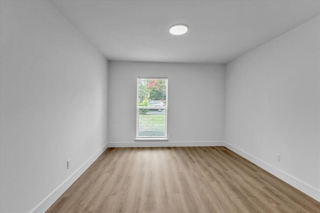 Building Photo - 1411 Manford Hill Dr