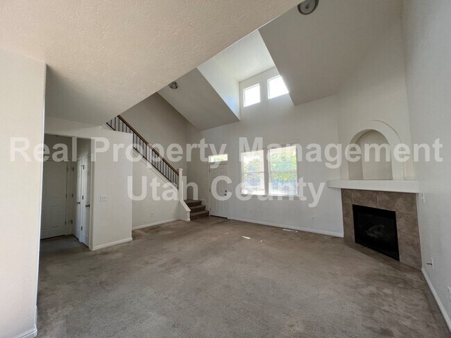 Building Photo - New Lower Price. South Jordan Home