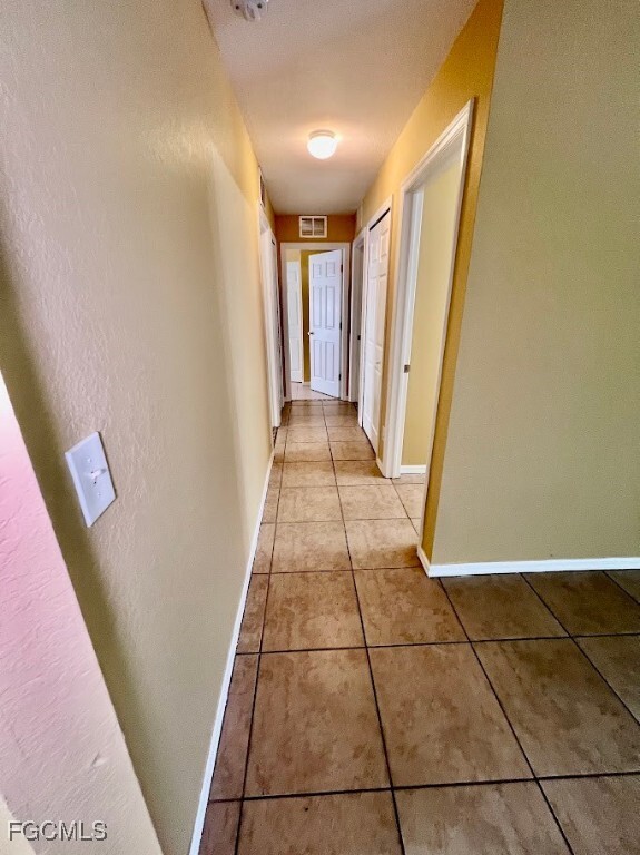 Building Photo - 1104 Bermar St