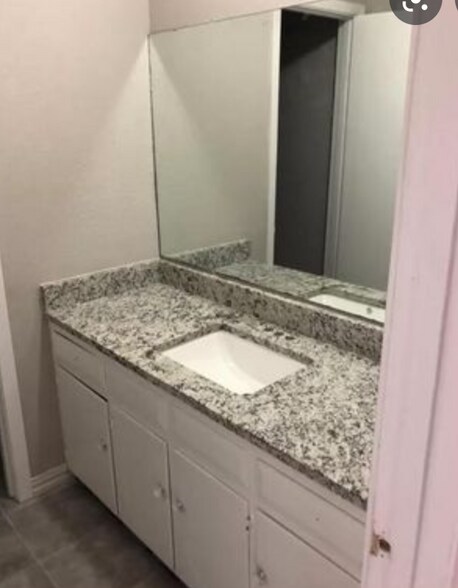 Building Photo - 3009 Las Vegas Trl