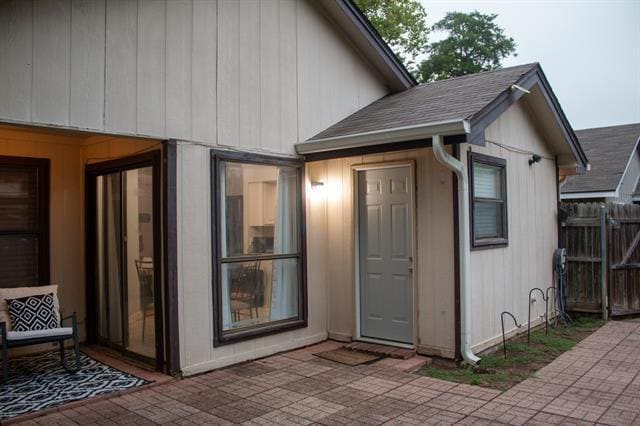 Building Photo - 7220 Blackthorn Dr