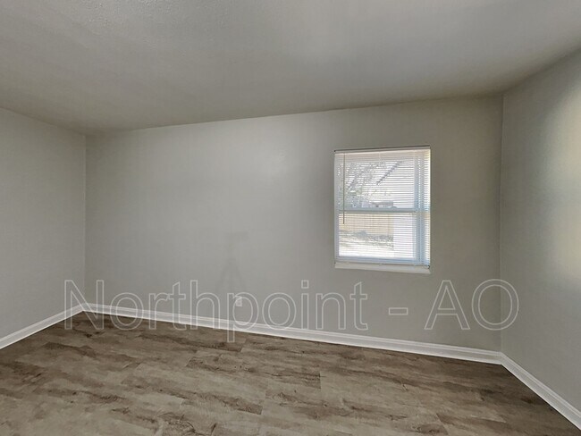 Building Photo - 5217 Ortega Forest Dr
