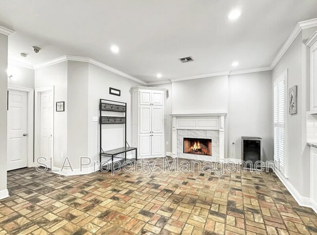 Building Photo - 17745 W Colony Way