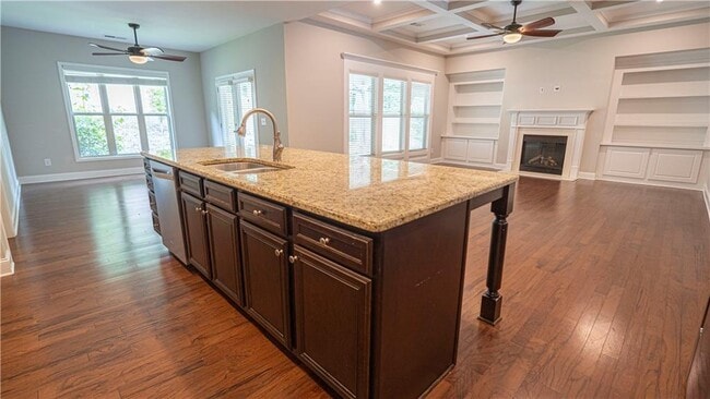 Building Photo - 3731 Ivy Lawn Dr NE