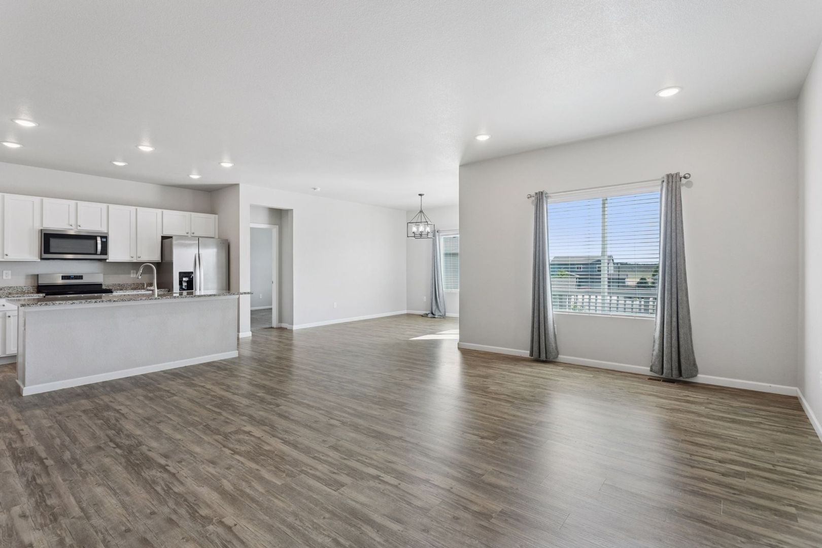 Building Photo - 2346 Horse Shoe Cir