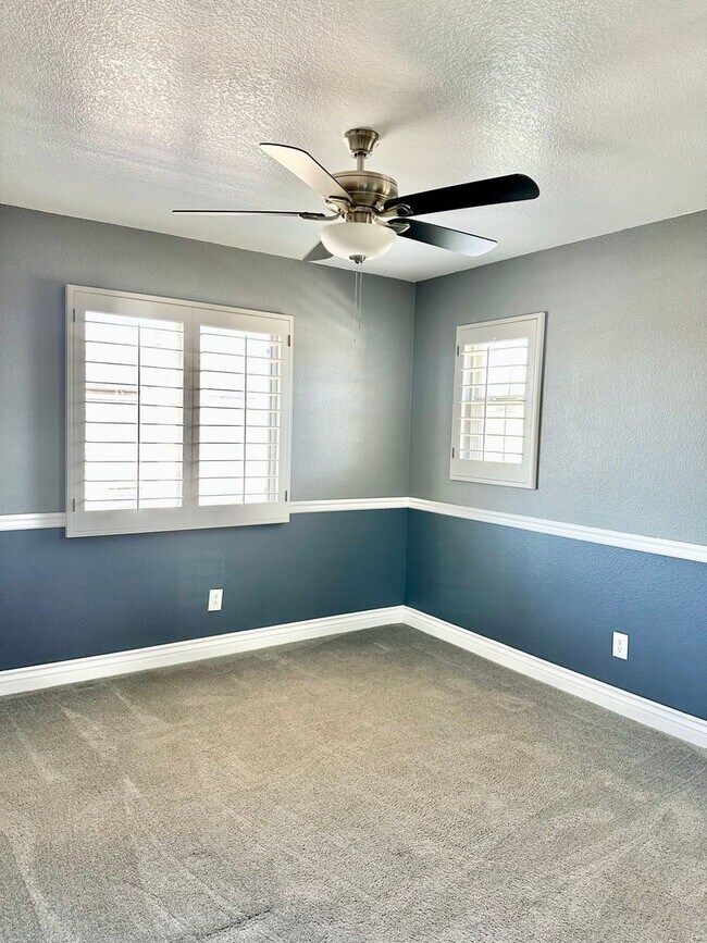 Building Photo - 1508 Robles Dr