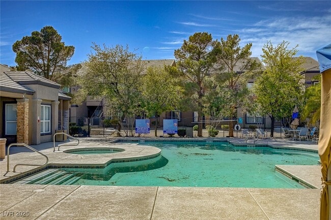 Building Photo - 6650 W Warm Springs Rd