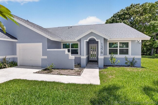 Building Photo - 1378 NW 13th Ct